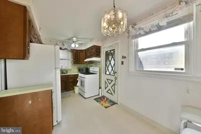 1012 Saint Vincent Street, Philadelphia, PA 19111 - Photo 9