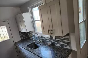 2043 S Aikens St, Philadelphia, PA 19142 - Photo 7