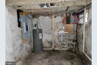 2043 S Aikens Street, Philadelphia, PA 19142 - Photo 15