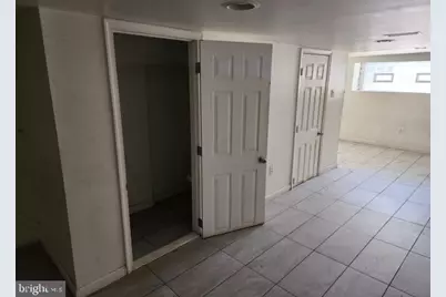 2043 S Aikens Street, Philadelphia, PA 19142 - Photo 11