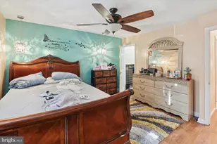 213 E Claremont Rd, Philadelphia, PA 19120 - Photo 15