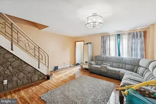 213 E Claremont Rd, Philadelphia, PA 19120 - Photo 3