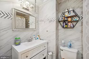 213 E Claremont Rd, Philadelphia, PA 19120 - Photo 13