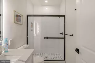 2251 N 33rd St, Philadelphia, PA 19132 - Photo 17