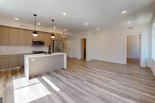 812 N 16th St, Philadelphia, PA 19130 - Photo 1