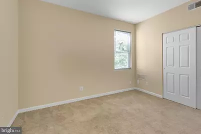 909 N 19th Street #B, Philadelphia, PA 19130 - Photo 17