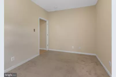 909 N 19th Street #B, Philadelphia, PA 19130 - Photo 11