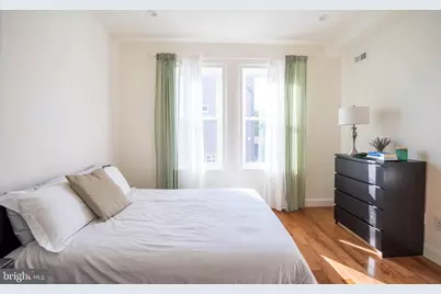 2246 Sears Street, Philadelphia, PA 19146 - Photo 13