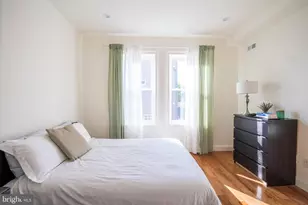 2246 Sears St, Philadelphia, PA 19146 - Photo 13