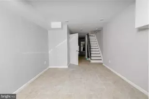 1921 S Norwood St, Philadelphia, PA 19145 - Photo 13