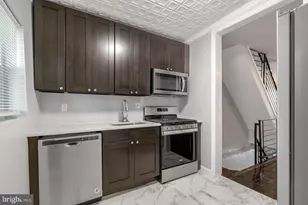 1921 S Norwood St, Philadelphia, PA 19145 - Photo 3