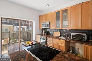 2320 Fitzwater St, Philadelphia, PA 19146 - Photo 9