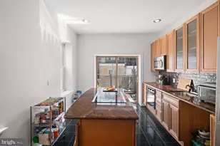 2320 Fitzwater St, Philadelphia, PA 19146 - Photo 11