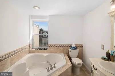 2320 Fitzwater Street, Philadelphia, PA 19146 - Photo 23