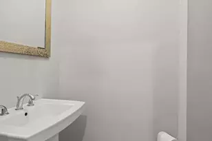 1520 S Garnet St, Philadelphia, PA 19146 - Photo 9