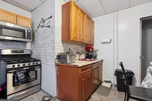 6604 Woodland Ave, Philadelphia, PA 19142 - Photo 11