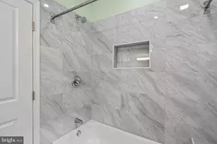 1937 S Lambert St, Philadelphia, PA 19145 - Photo 23