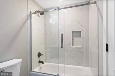 408-10 N Front Street #5, Philadelphia, PA 19123 - Photo 15