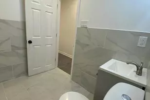 1733 W Erie Ave, Philadelphia, PA 19140 - Photo 11