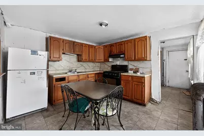 1437 N 8th Street, Philadelphia, PA 19122 - Photo 9
