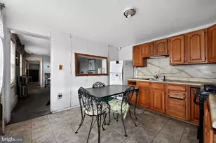 1437 N 8th St, Philadelphia, PA 19122 - Photo 11