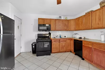 535 E Girard Avenue, Philadelphia, PA 19125 - Photo 9