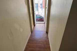 2346 N Camac St, Philadelphia, PA 19133 - Photo 3