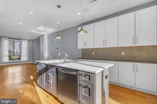 1912 Gerritt St, Philadelphia, PA 19146 - Photo 13