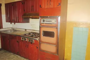 7015 W Passyunk Ave, Philadelphia, PA 19142 - Photo 5