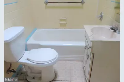 7015 W Passyunk Avenue, Philadelphia, PA 19142 - Photo 11