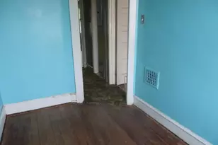 7015 W Passyunk Ave, Philadelphia, PA 19142 - Photo 9