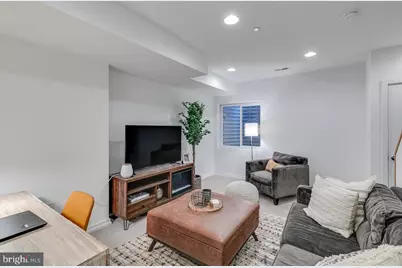 938 N Leithgow Street, Philadelphia, PA 19123 - Photo 21