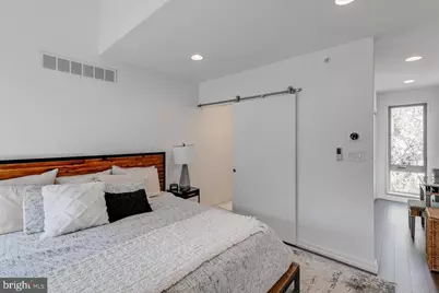 938 N Leithgow Street, Philadelphia, PA 19123 - Photo 9