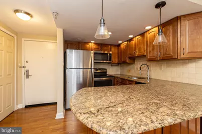 2001 Hamilton Street #1626, Philadelphia, PA 19130 - Photo 5