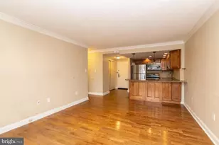 2001 Hamilton St, Philadelphia, PA 19130 - Photo 3