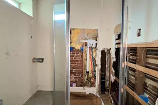 902 S 47th St, Philadelphia, PA 19143 - Photo 35