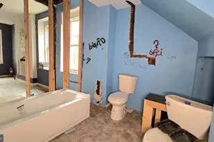 902 S 47th St, Philadelphia, PA 19143 - Photo 37