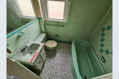 8127 Farnsworth Street, Philadelphia, PA 19152 - Photo 15