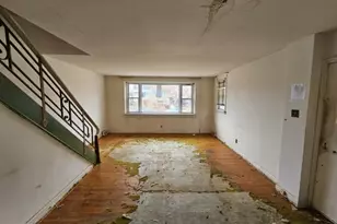 8127 Farnsworth St, Philadelphia, PA 19152 - Photo 5