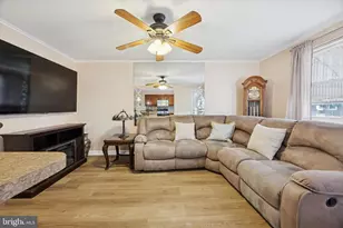 4337 J St, Philadelphia, PA 19124 - Photo 7