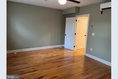 235 Pine Street #3RD FL, Philadelphia, PA 19106 - Photo 9