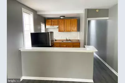 635 W York Street #3RD FL, Philadelphia, PA 19133 - Photo 9