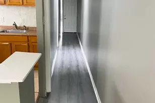 635 W York St, Philadelphia, PA 19133 - Photo 13