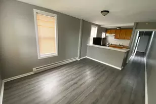 635 W York St, Philadelphia, PA 19133 - Photo 5