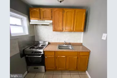 635 W York Street #3RD FL, Philadelphia, PA 19133 - Photo 11