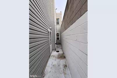 2034 S 3rd Street, Philadelphia, PA 19148 - Photo 9