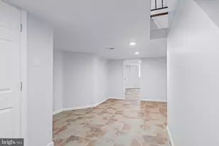 2303 Christian St, Philadelphia, PA 19146 - Photo 17