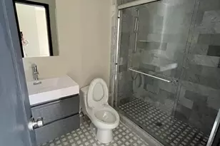 833 N 15th St, Philadelphia, PA 19130 - Photo 23