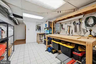 1126 Mt Vernon St, Philadelphia, PA 19123 - Photo 33