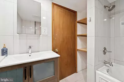 1126 Mount Vernon Street, Philadelphia, PA 19123 - Photo 17